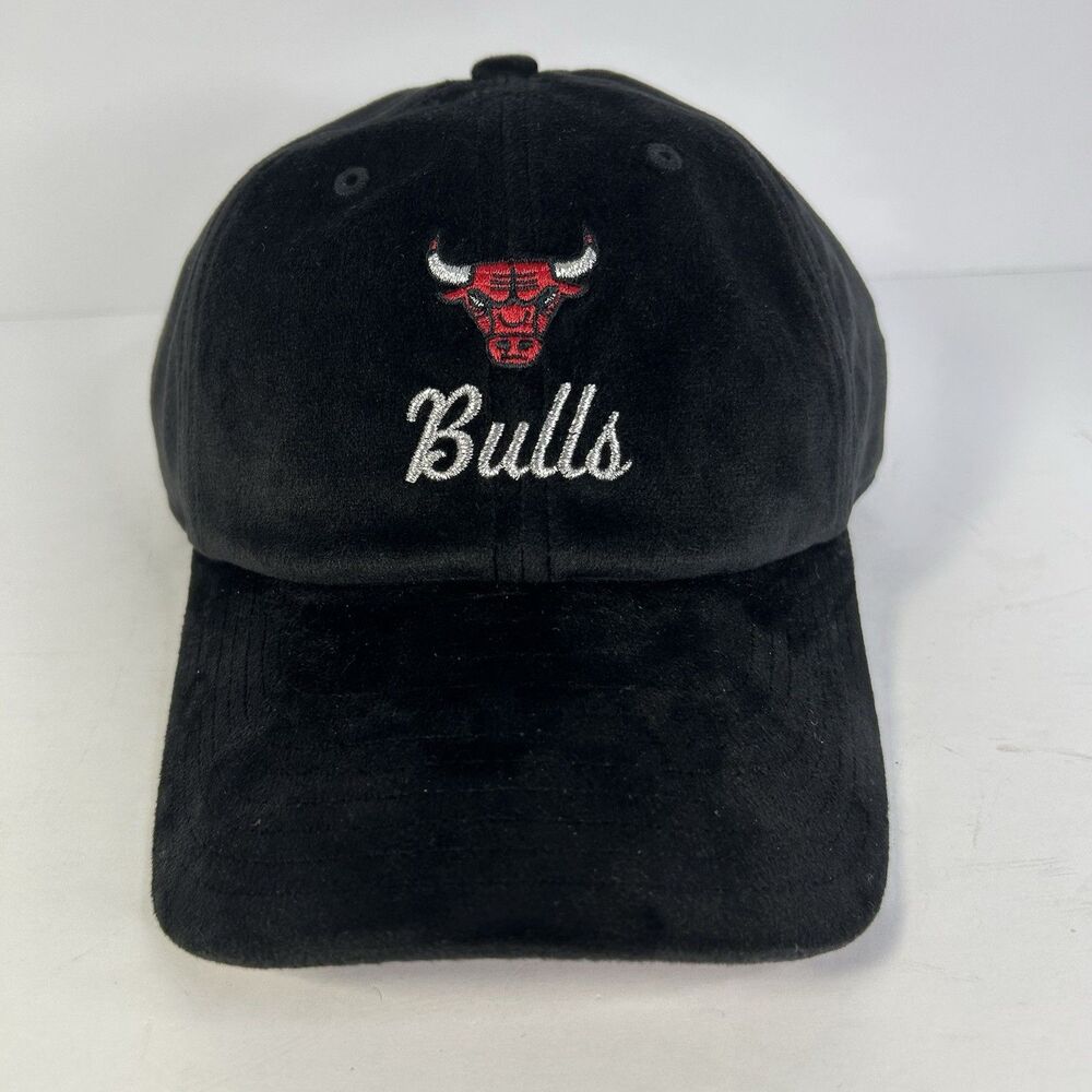 '47 Brand Women's Chicago Bulls Clean Up Velvet Black Adjustable Hat NEW